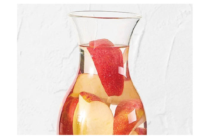 From Dry Air to Dry Skin: Fall Hydration Tips from the Inside Out